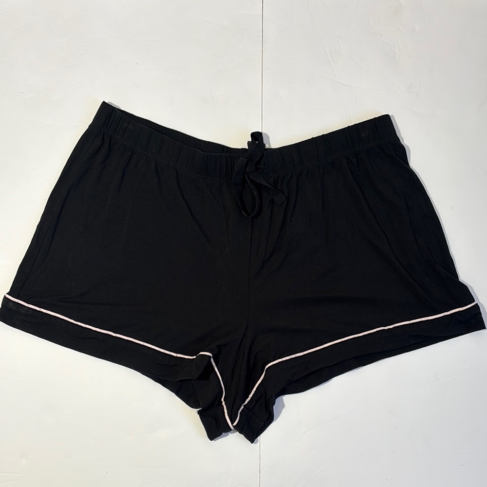 Victoria’s Secret Black Lounge Short loose fit relaxed sleep elastic waist short